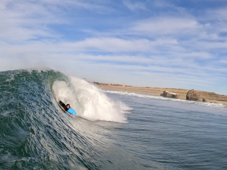 Anne-Cécile in a barrel in Hossegor.